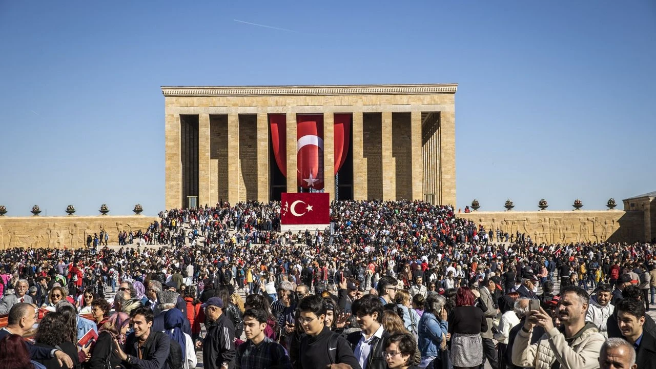  ATAKUM’DA CUMHURİYET COŞKUSU  