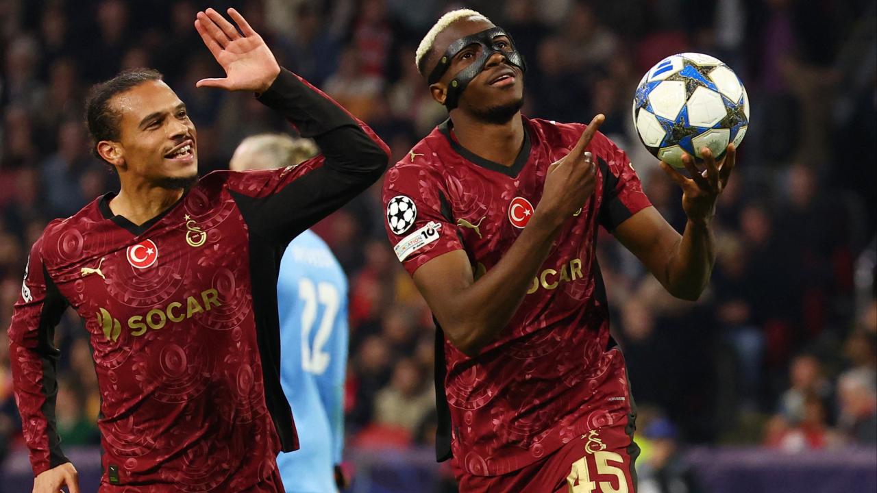 Galatasaray Tarih Yazdı: Ajax Deplasmanında Osimhen Fırtınası!