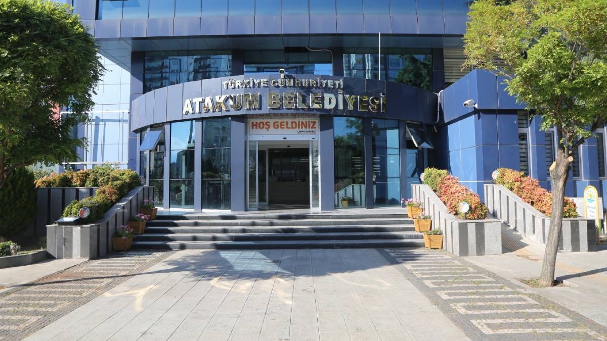 Atakum Belediyesi Hizmette Geri mi Kalıyor? Vatandaşlardan Temizlik ve Yol Şikayetleri Artıyor