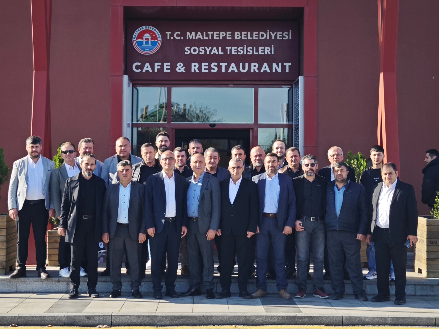 Yakakentli İş İnsanları İstanbul’da Buluştu: Yeni Dernek Yapılanması İçin İlk Adım