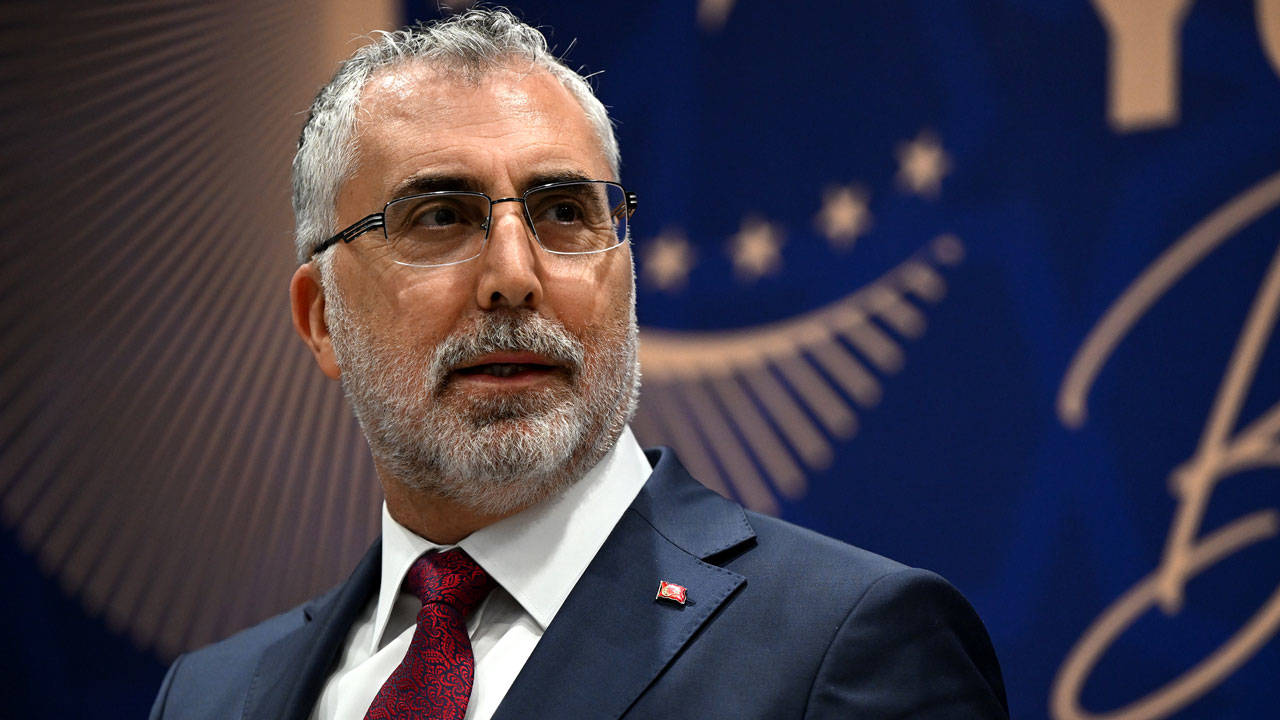 Çalışma Bakanı Işıkhan’dan Asgari Ücret Mesajı: “Optimal Seviye İçin Çalışıyoruz”