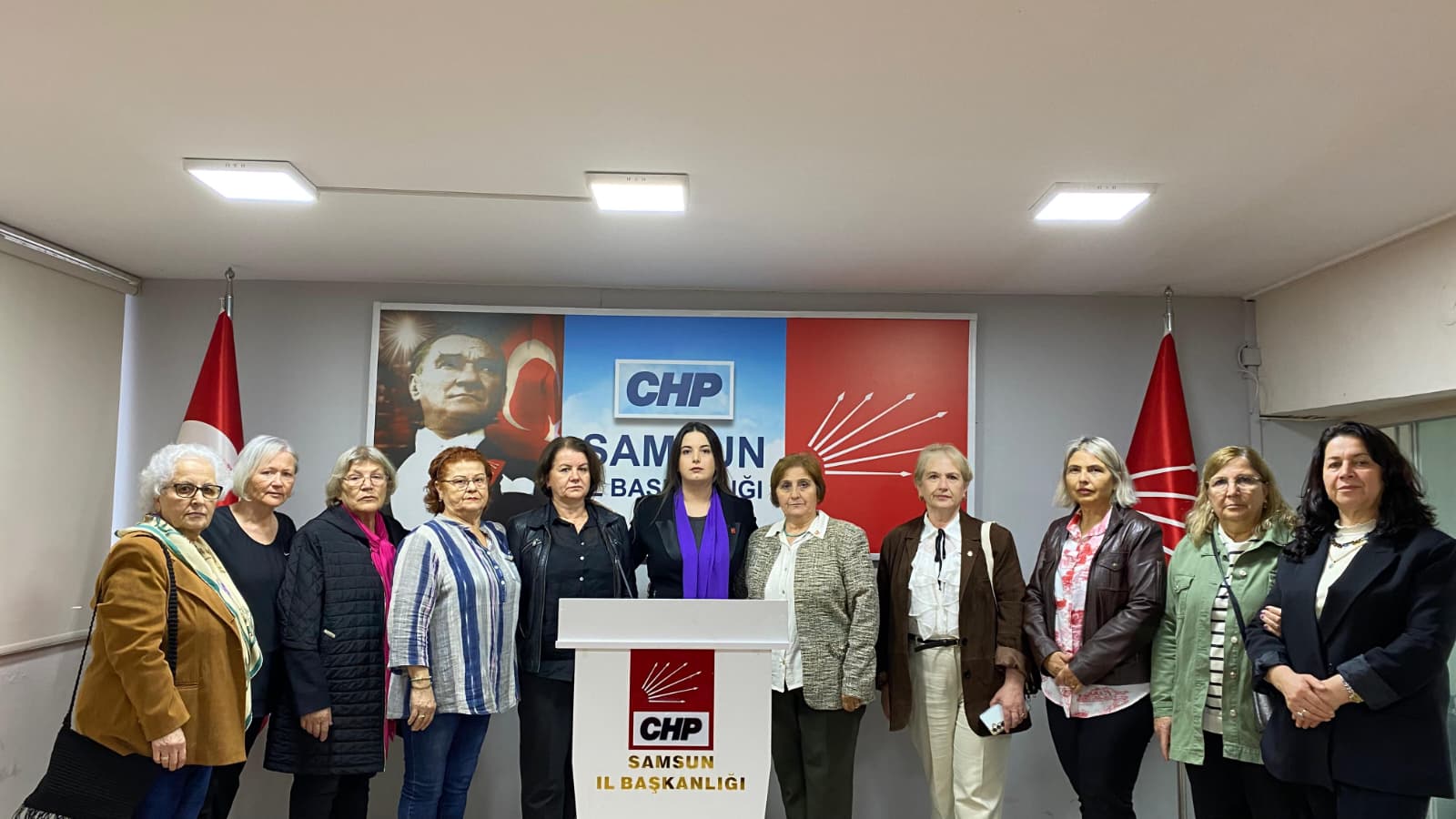 CHP KADIN KOLLARI BASKANLIGINDAN KADINA YONELIK SIDDETE KARSI ACIKLAMA 