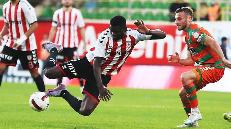 SAMSUNSPOR  FIRSATI KAÇIRDI 