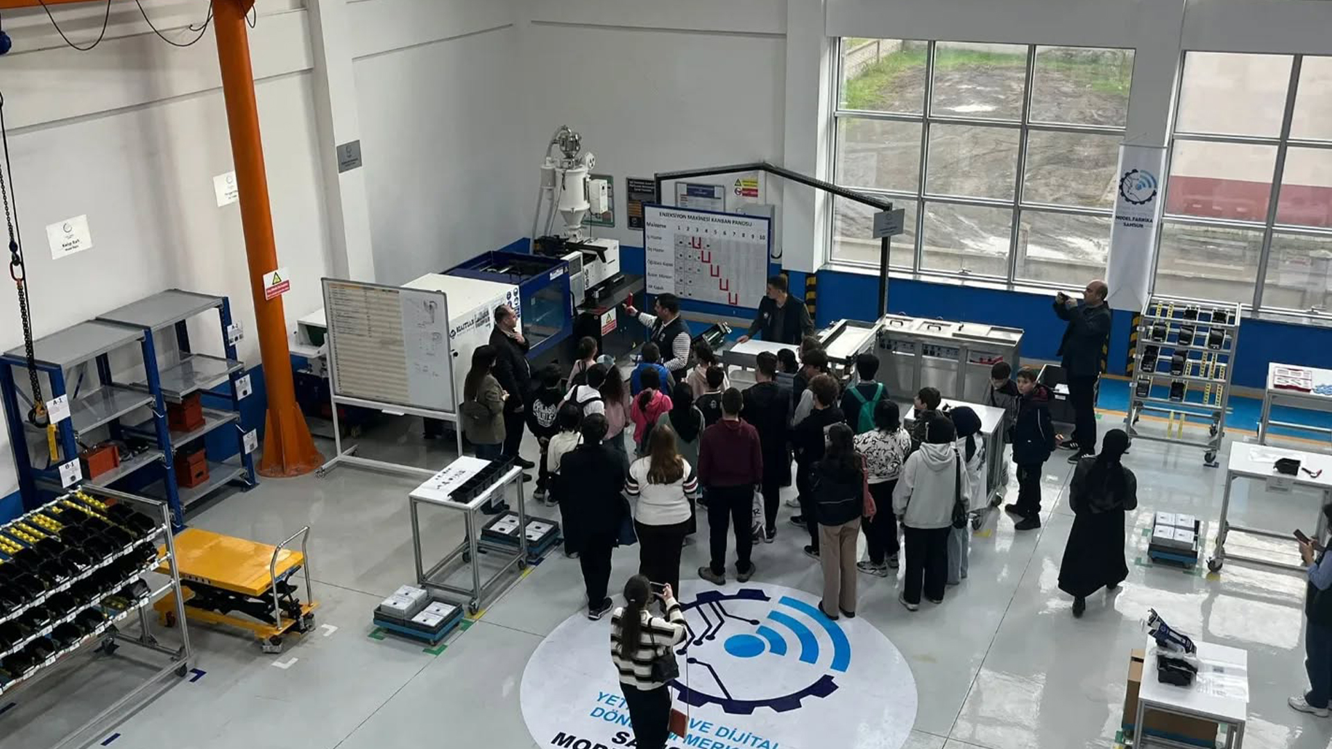  Samsun Merkez Organize Sanayi Bölgesi bünyesinde faaliyet gösteren Samsun Model Fabrika, kısa sürede bölge sanayisine sağladığı katkılarla dikkat çekiyor.