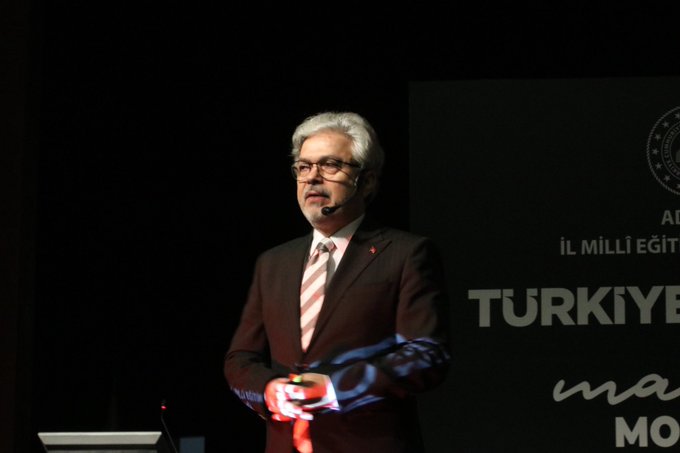 YKS ve LGS’de Yeni Müfredata Uyumlu Soru Modeli 2028’de Hayata Geçecek