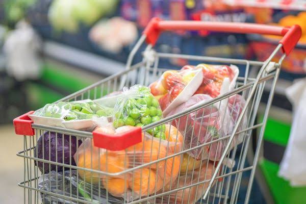 Pazar gunleri kapatacaklardi ! Pazar Günü Marketlerin Kapatılması İddialarına TAMPF’tan Yanıt