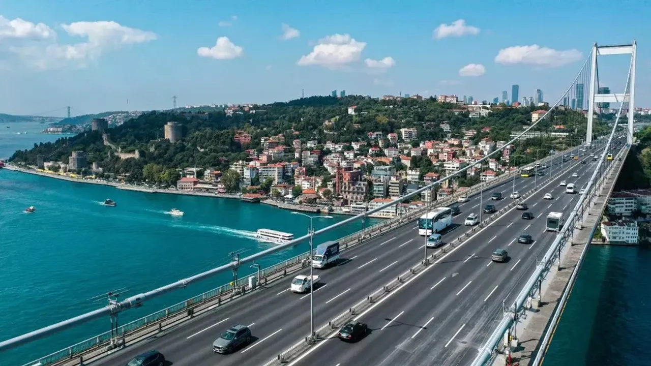 OSMANGAZİ KÖPRÜSÜ'NDE  OTOMOBİL GEÇİŞİ 995 LİRA