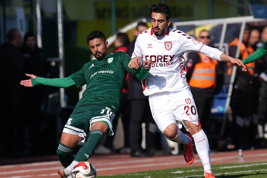 SAMSUNSPOR KUPA DA FARKLI KAZANDI ZİRVEYE YERLEŞTİ 