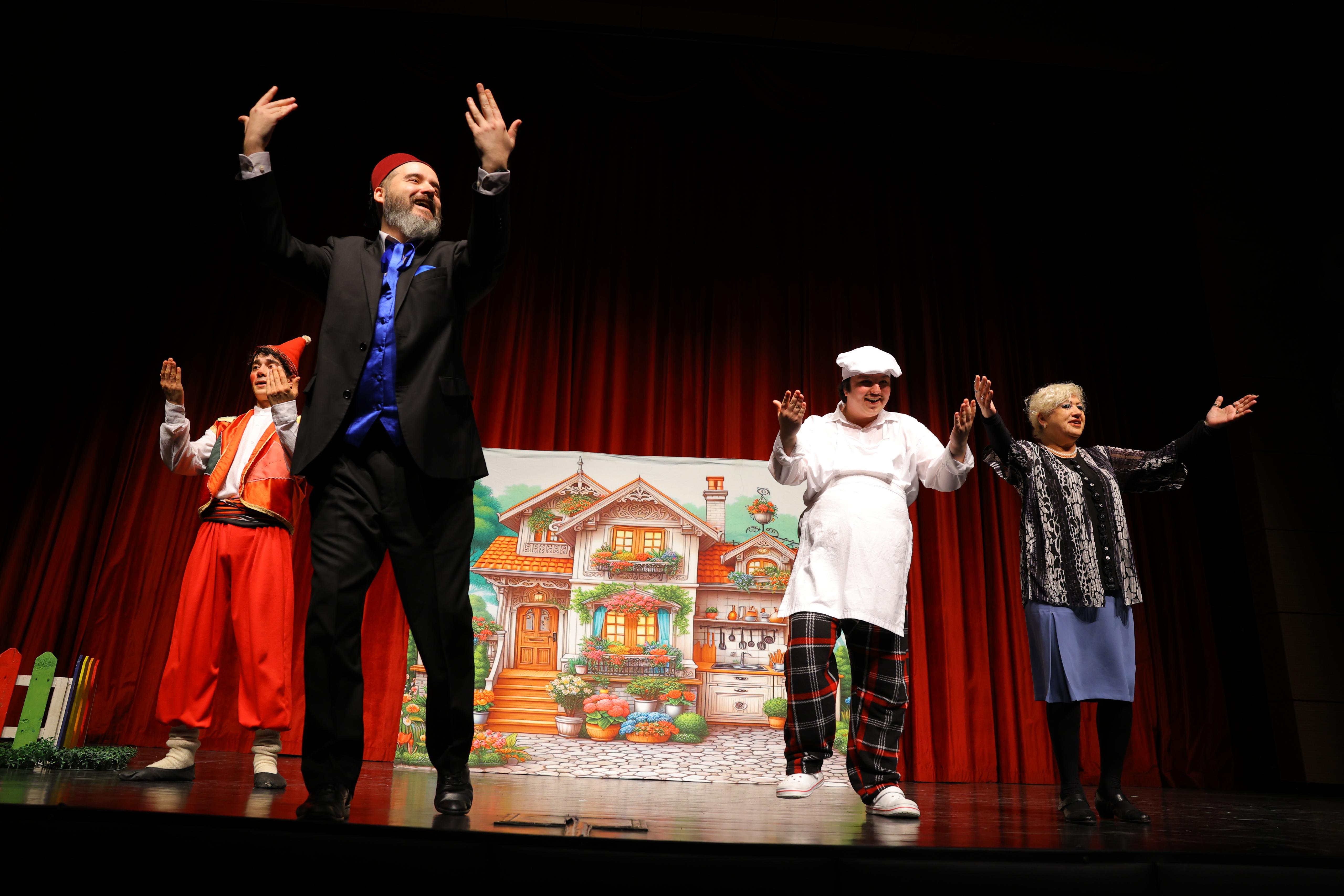 8. SAMSUN ULUSLARARASI TİYATRO FESTİVALİ BAŞLADI