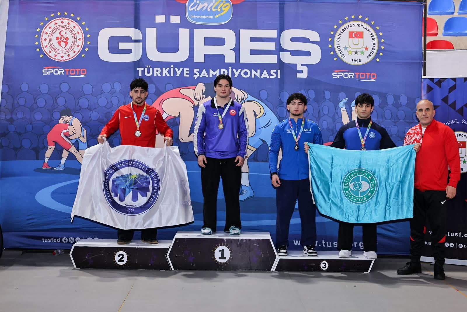 Yakakentte şampiyon geldi