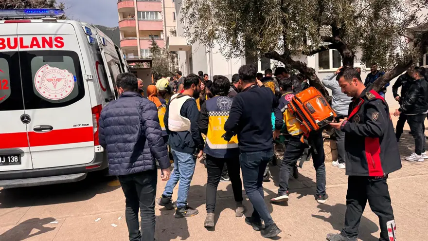 YİNE BİR OKUL SALDIRISI ÖLÜ VE YARALILAR VAR