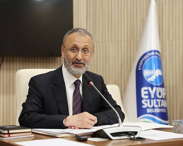 Eyüpsultan Belediye Başkanı Özmen Gözaltına Alındı