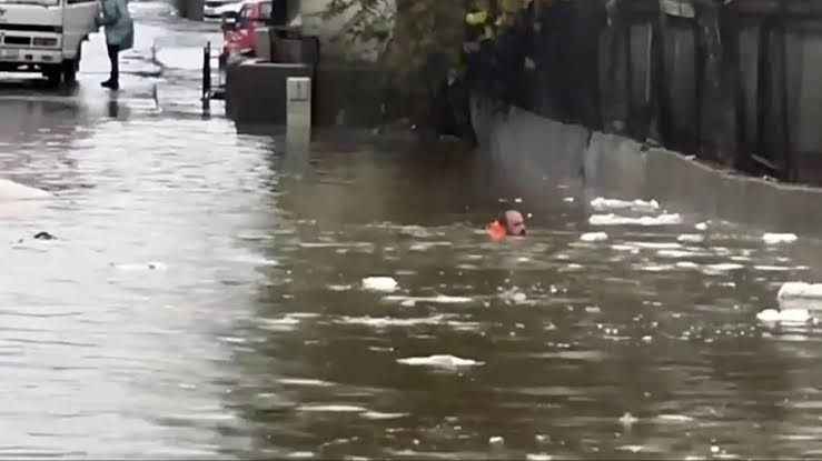 İSTANBUL DA OKULLAR TATİL EDİLDİ