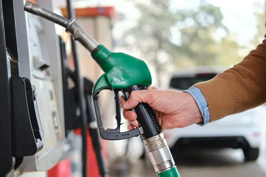 Benzine 4,30 TL İndirim Geliyor! Pompa Fiyatları Değişecek