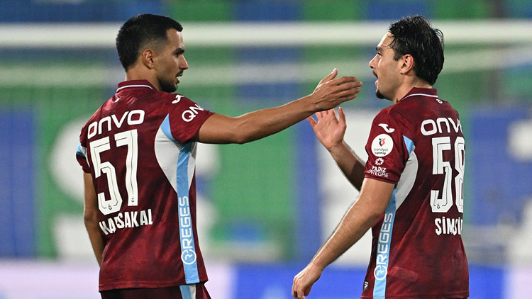 KARADENİZ DERBİSİNDE TRABZONSPOR’DAN MUHTEŞEM GERİ DÖNÜŞ
